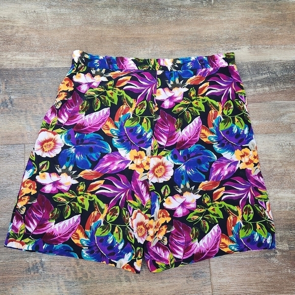 Petite Sophisticate 100% Silk High Waist Vintage Floral Shorts SZ Large Petite - Picture 5 of 6